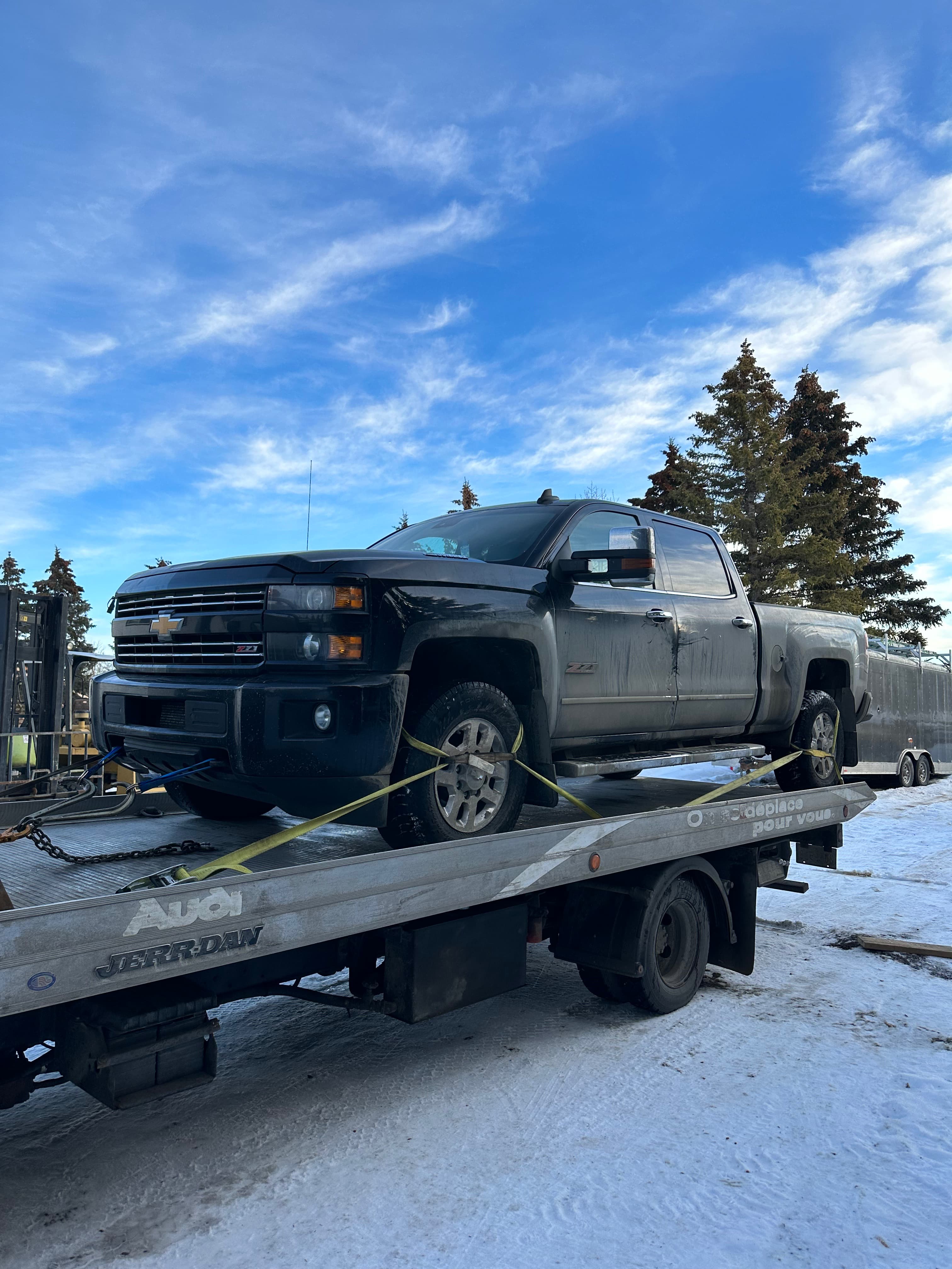 Roadside Towing in NW Calgary