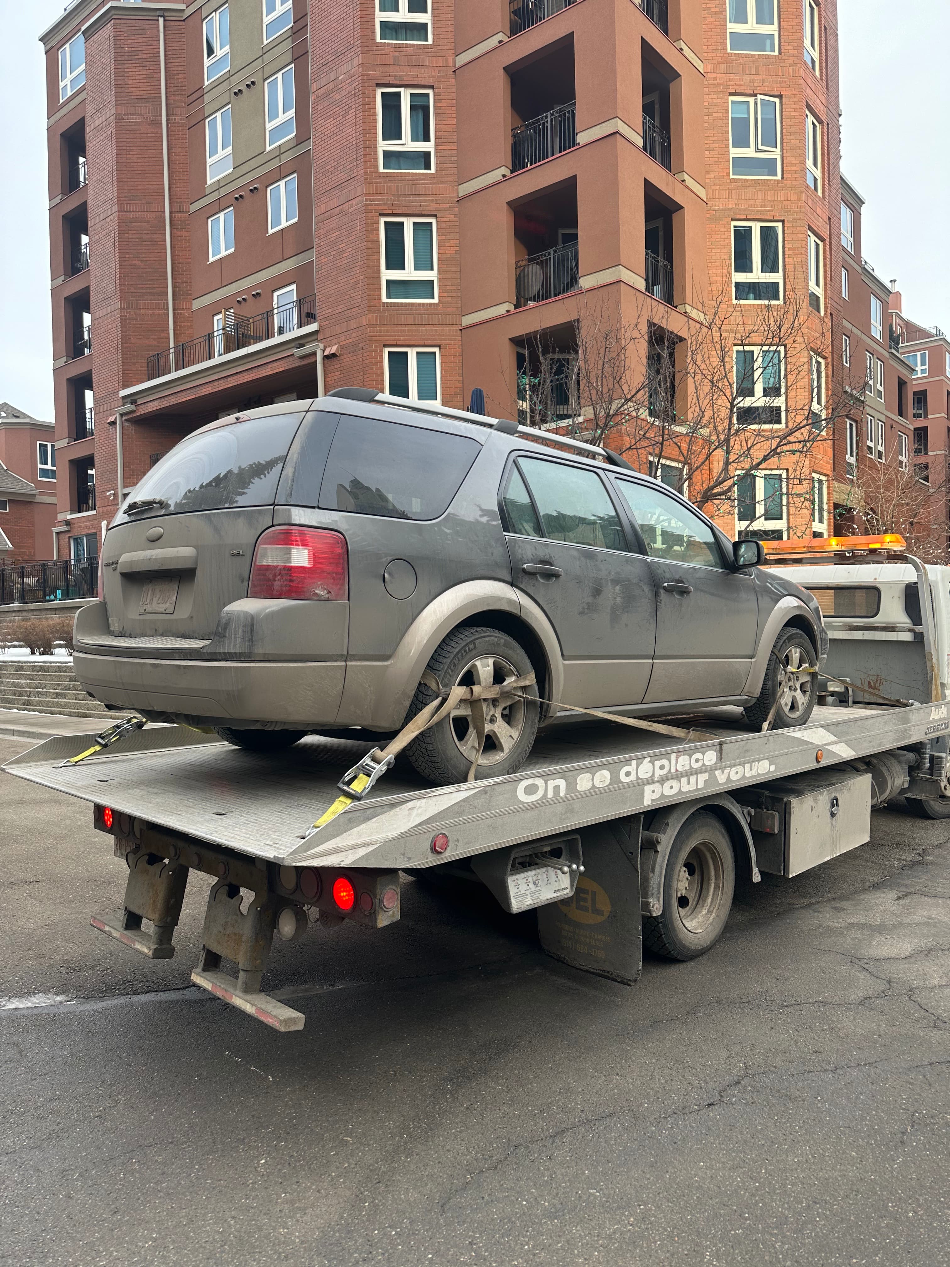 Affordable Tow Truck in Calgary