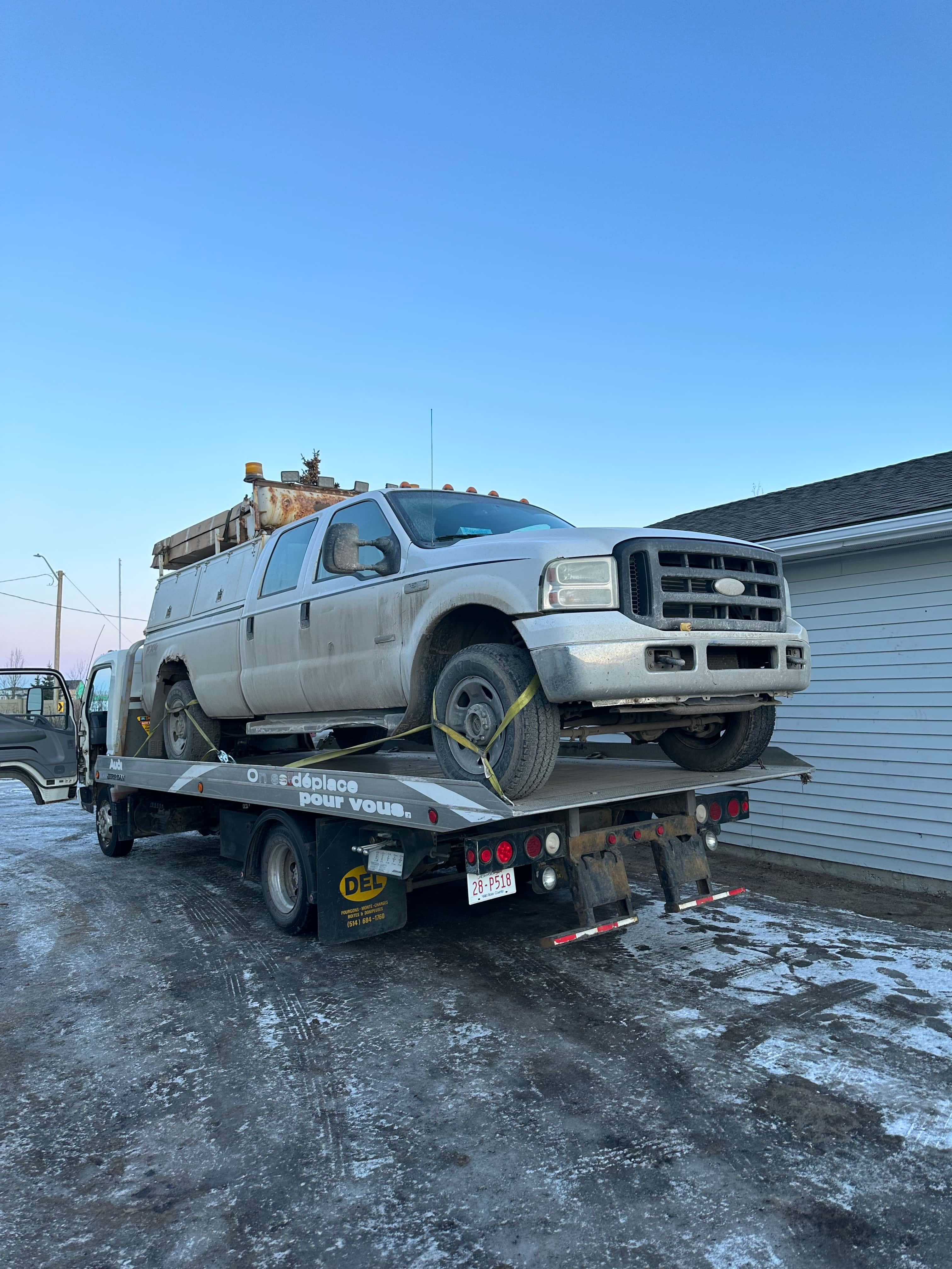 Collision Recovery Tow Truck Near Calgary and Airdrie